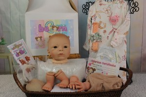 BeBorn---Niclas-Legler-awake-white-1-4-limb-002