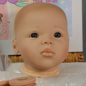 BeBorn-Jamina-Seiffert-white-1-4-limb-thumb-dollsinc