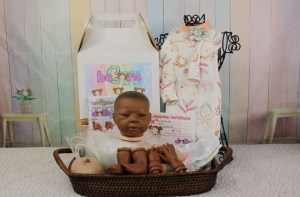 BeBorn-kit-Merle-DeLange-Ethnic-1-4-3-4-limb-002