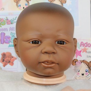 BeBorn-kit-Merle-DeLange-Ethnic-1-4-3-4-limb-thumb-dollsinc