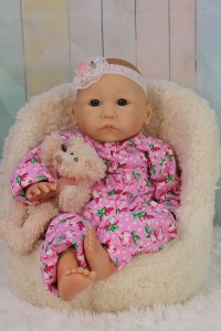 Lilli-Grace-Awake-Ethnic-dollsinc-weighted-doll-002