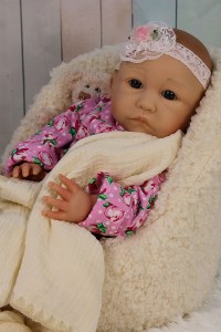 Lilli-Grace-Awake-Ethnic-dollsinc-weighted-doll-006