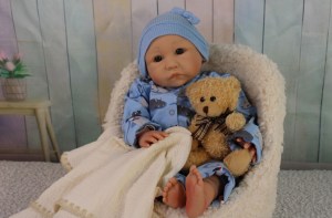 Lilli-Grace-Seiffert-weighted-baby-002