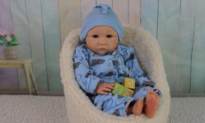 Lilli-Grace-Seiffert-weighted-baby-005