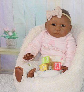 Lilli-grace-ethnic-weighteddoll-new-004