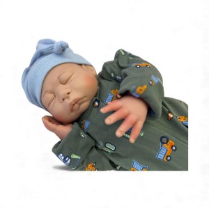 Olivia-Johnson-19”-14-mixed-limbs-003