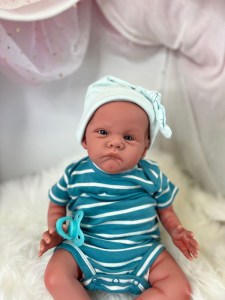 Polly-awake-full-limbs-fully-assembled-weighted-with-magnets-003