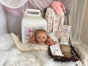 Vivian-14-limbs-beborn-004